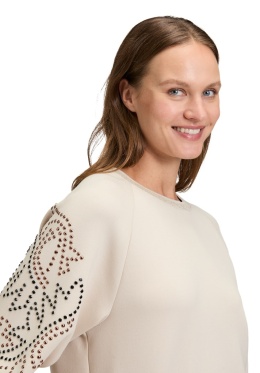 Beżowa Bluza Betty Barclay Z Dżetami