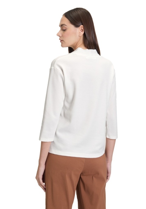 Bluzka Tłoczona Ekri BETTY&CO