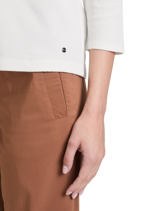 Bluzka Tłoczona Ekri BETTY&CO