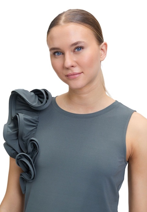 Bluzka z Ozdobą Na Ramieniu VERA MONT