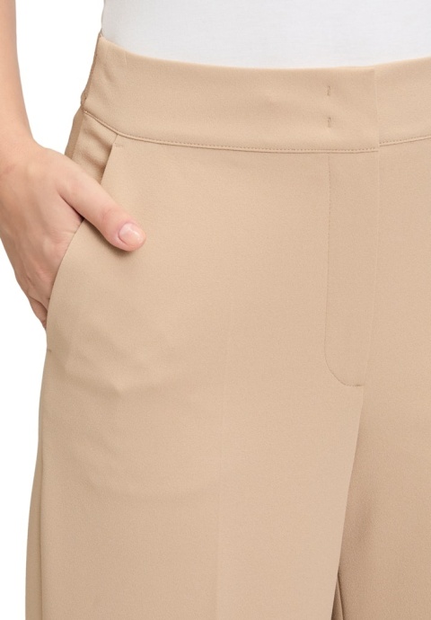 Spodnie Jasny Beż Kuloty Dł. 7/8 Betty Barclay